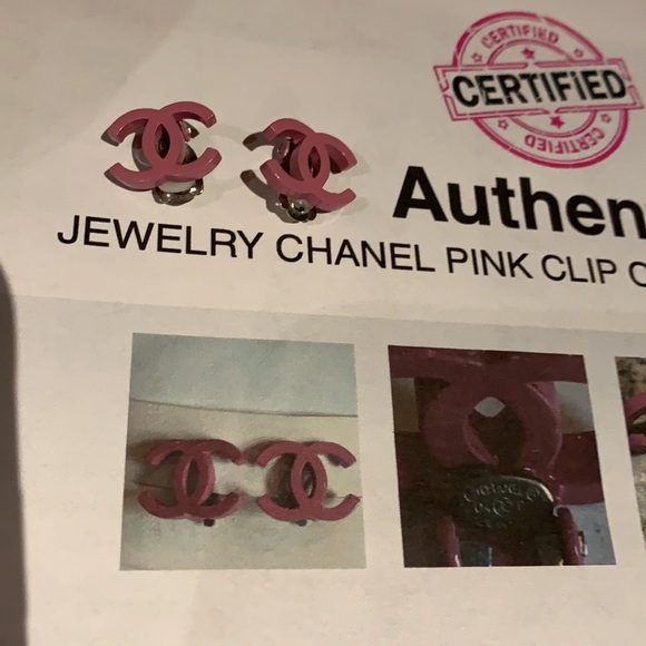 CHANEL 2004 Clip On Earrings - Picture 10 of 10